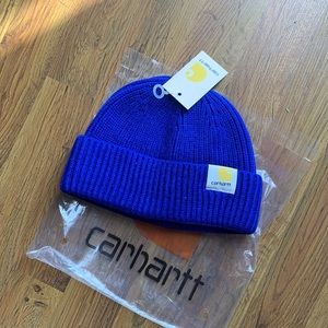 Youth size carhartt beanie